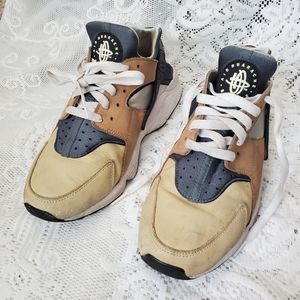 Nike air Huarache og escape 2021